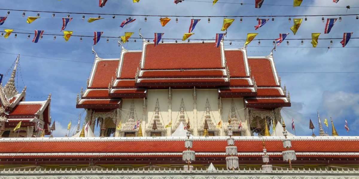 Tempel, Tradition und Beerdiung in thailand