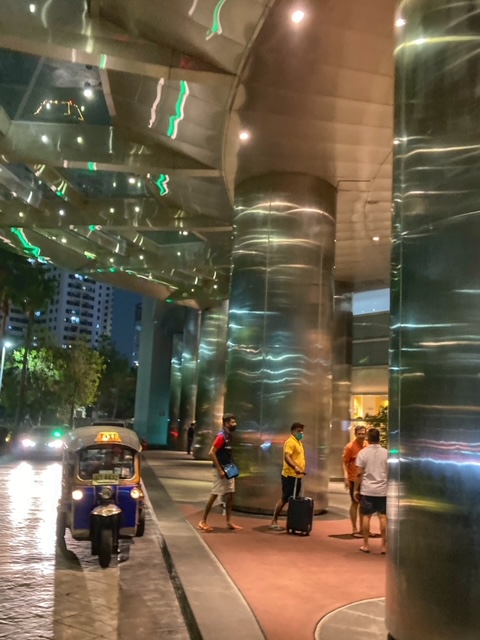 Lobby Centara, red sky bar und nähe mbk bangkok