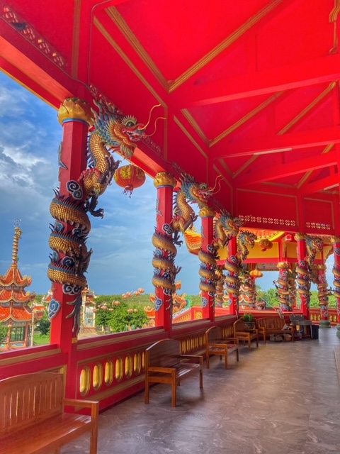 drachen tempel strasse cha-am phetchaburi, golf von thailand