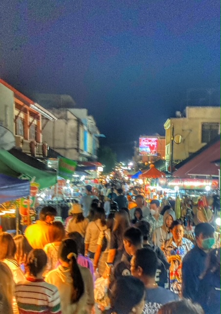 nachtmarkt Lampang, nordthailand, berge thailand