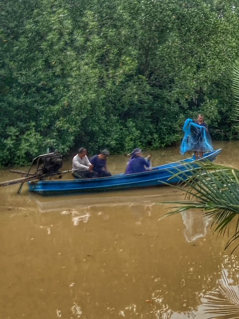 fischer am kanal, plantage, suan metawi, chumphon thailand